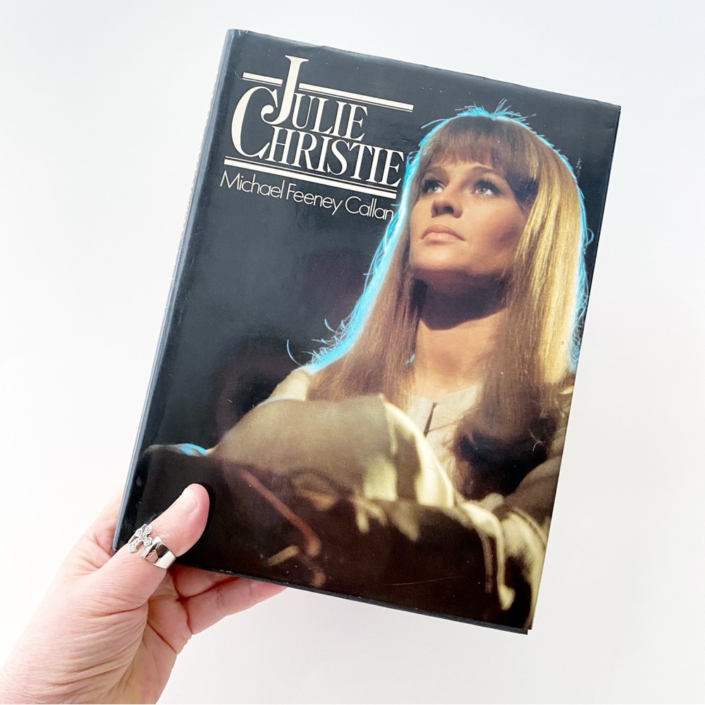 1984 FIRST U.S. EDITION | Julie Christie | By Michael Feeney Callan COFFEE TABLE